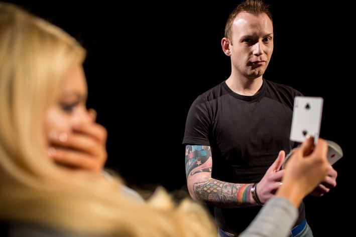 Awesome Self Working Card Tricks - bigblindmedia.com Steve